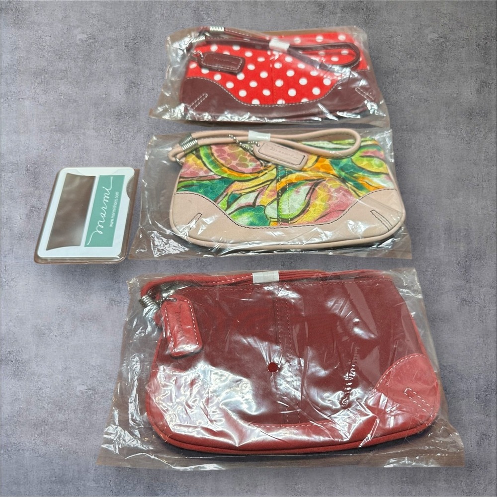 Marmi Wristlet Pouch Set Womens OS Red Multi Polka Dot Floral 3‎ Piece Lot